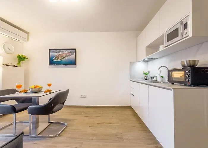 Appartement Meladica *