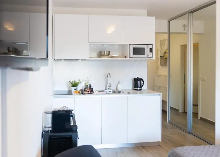 公寓 Meladica 扎达尔